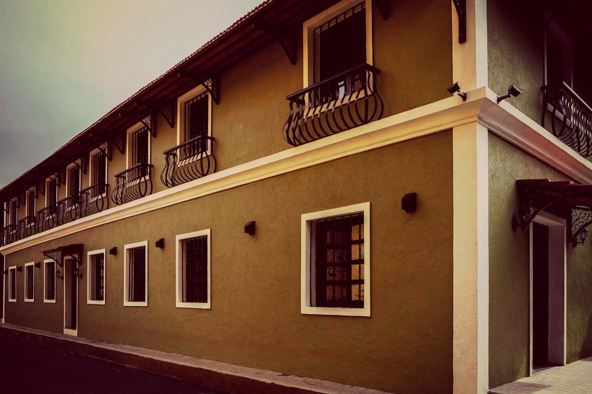 La Maison By Dia Hotels And Homes Panaji Exteriör bild